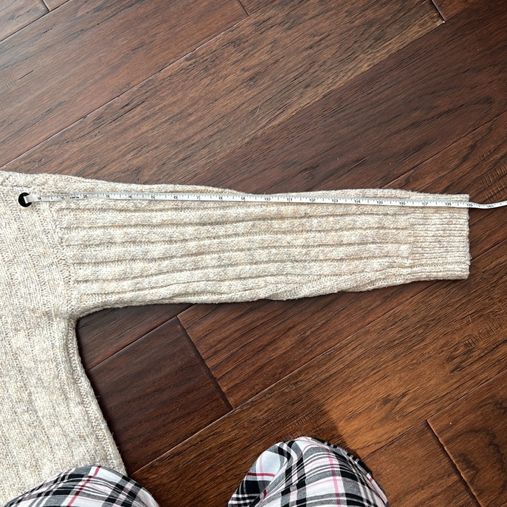 William Rast sweater - Picture 9 of 10